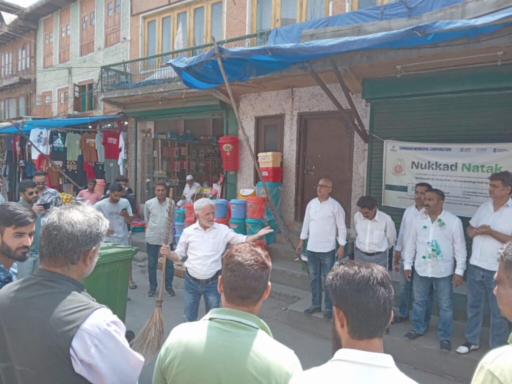 Nukkad Natak Brings Cleanliness Message to Life under the Taali Campaign